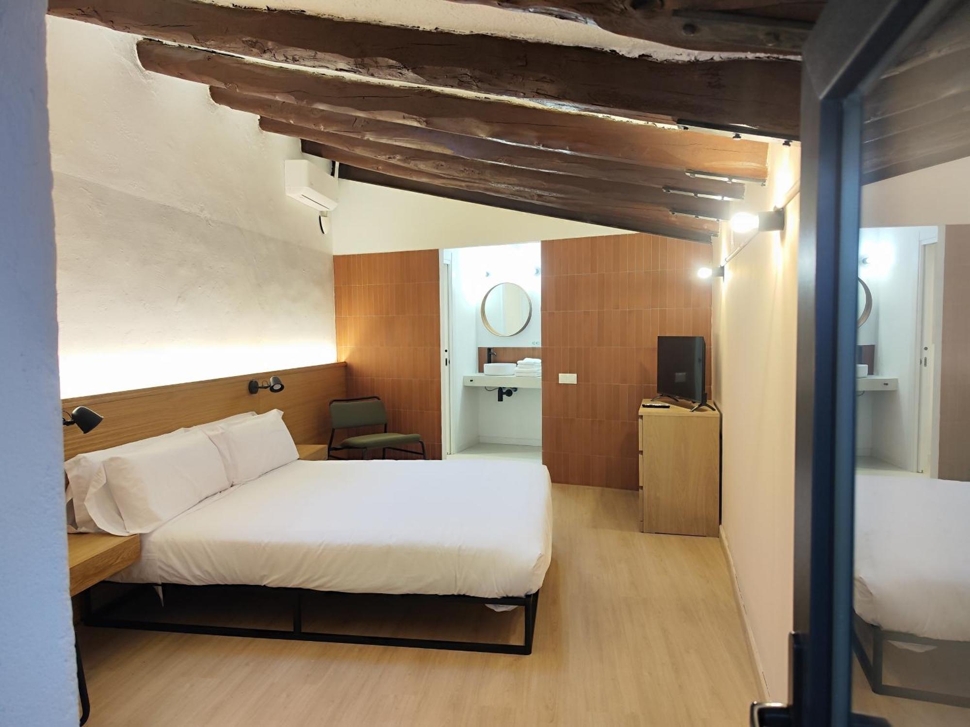 Mazi Placa Gran Mataró Chambre photo